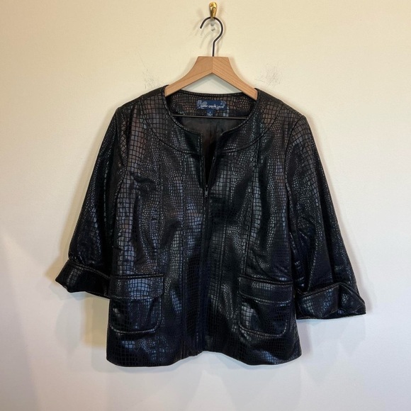Tops - Chic Faux Crocodile Jacket Black size Small